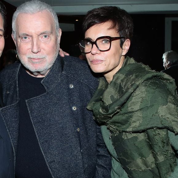 Bernard Lavilliers était présent avec sa femme.

Exclusif - Bernard Lavilliers et sa femme Sophie Chevallier - Célébrités au spectacle « Laurent Gerra se met à table ! », à savourer au Casino de Paris, à Paris, France© Bertrand Rindoff/Bestimage