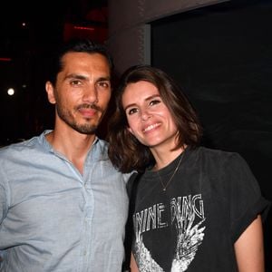 Que sait-on d'elles ? Louise Monot s'état confiée à ce sujet, à l'occasion d'une interview accordée à Télé Star en avril 2023.

Louise Monot et son compagnon Samir Boitard - Soirée de lancement  du nouveau Range Rover Sport à Paris le 19 mai 2022 . © Veeren/Bestimage