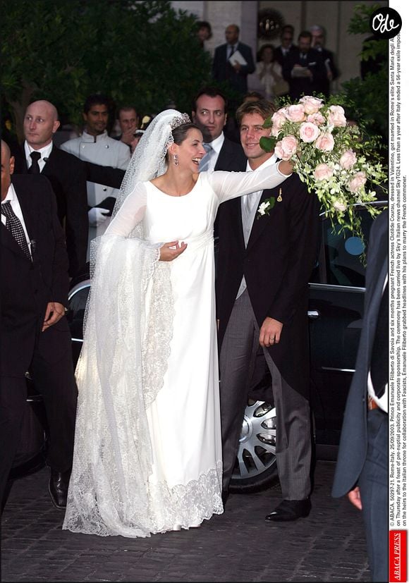 Clotide Courau était alors enceinte

Emmanuel-Philibert de Savoie et Clotide Courau lors de leur mariage en septembre 2003. Grazia Neri/ABACA