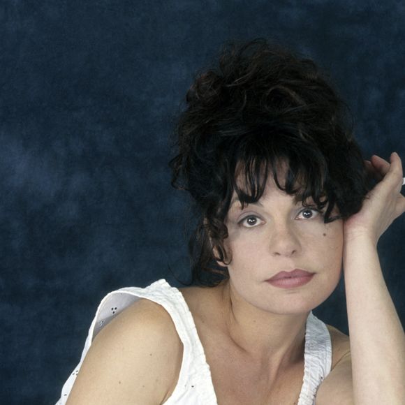 Photo de studio non datée d'Isabelle Mergault à Paris, en France. Photo : APS Medias/ABACAPRESS.COM