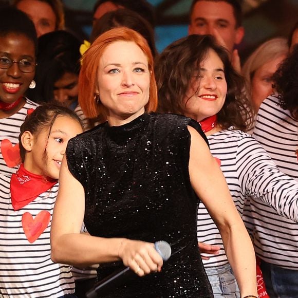 Natasha St-Pier - Les personnalités se mobilisent lors de la 37ème édition du Téléthon sur le plateau de France 2, avec pour parrain Vianney. Cette année, 80,6 millions de dons ont été promis. Le 9 décembre 2023. 
© Coadic Guirec / Bestimage