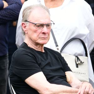 Herbert Léonard - Obsèques de Pascal Danel au cimetière de Bazoches-sur-le-Betez, le 31 juillet 2024. Sa famille et ses amis dont L.Voulzy, H.Léonard et B.Sauvat sont venus lui rendre un dernier hommage. Pascal Danel est décédé le 25 juillet 2024, victime d’un malaise cardiaque après une opération, à l'âge de 80 ans.
© Romain Doucelin / Bestimage