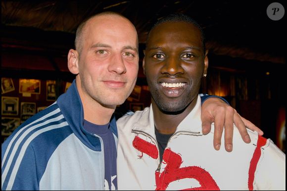 Ils se sont rencontrés par hasard alors qu'Omar était totalement inconnu...

Fred Testo et Omar Sy à l'avant première du film ' Le Carton ' au cinema Paramount Opera en 2004. © Guillaume Gaffiot/Bestimage