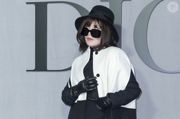 Isabelle Adjani au photocall du défilé Christian Dior Mode Féminine Prêt-À-Porter Automne/Hiver 2025-2026 lors de la Fashion Week de Paris (PFW), à Paris, France, le 4 mars 2025. © Olivier Borde/Bestimage