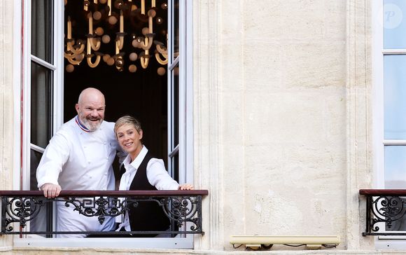 Exclusif - Le célèbre chef étoilé Philippe Etchebest et sa femme Dominique ouvrent un nouveau restaurant "La maison Nouvelle" dans le quartier très branché des Chartrons à Bordeaux, France, le 21 janvier 2022. © Fabien Cottereau/Bestimage