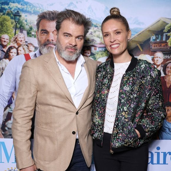 Clovis Cornillac et sa femme Lilou Fogli lors de l'avant-première du film "Monsieur le maire" au cinéma UGC Danton à Paris le 17 octobre 2023. © Denis Guignebourg / Bestimage