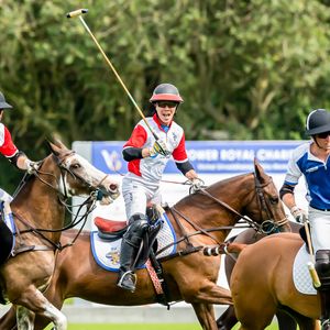 Le prince William, duc de Cambridge et son frère le prince Harry, duc de Sussex lors d'un match de polo de bienfaisance King Power Royal Charity Polo Day à Wokinghan, comté de Berkshire, Royaume Uni, le 10 juillet 2019. AGENCE / BESTIMAGE
