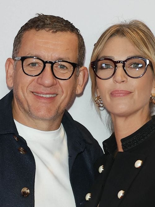 Dany Boon et sa compagne Clara Vello, de 16 ans sa cadette, font une apparition main dans la main