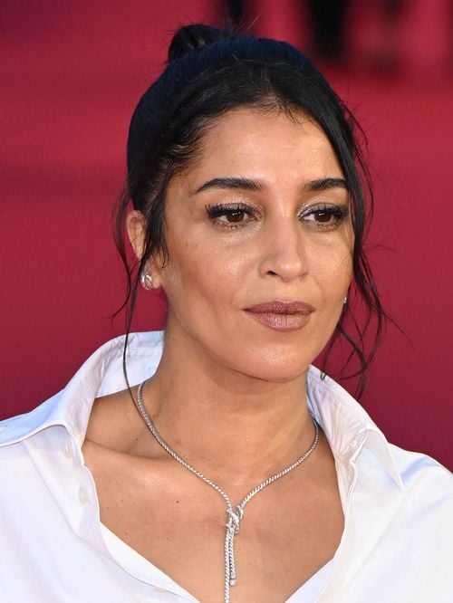 Maman de 4 enfants, Leïla Bekhti fait appel à une ressource précieuse pour l'aider