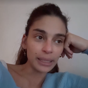 "Avoir un nouveau-né, ça cultive une grande patience, une grande tolérance que ça soit vis-à-vis de son bébé, mais aussi de soi-même", explique-t-elle...

Instagram @tatianasilva_official