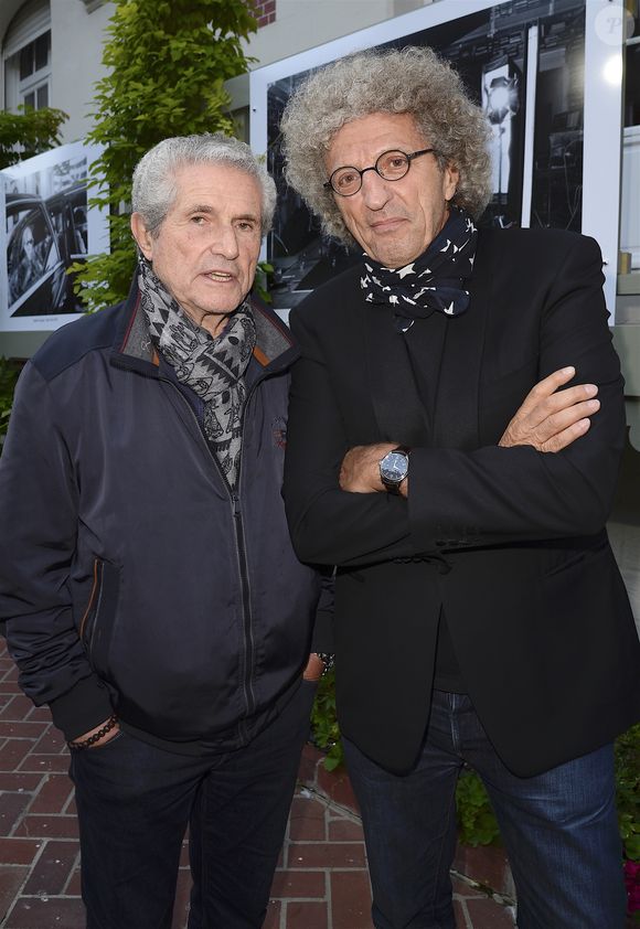De Jean Dujardin à Claude Lelouch, qui y a immortalisé son chef-d'œuvre "Un homme et une femme", ce joyau normand continuera assurément d'attirer tout le gratin du show-business.

Claude Lelouch et Élie Chouraqui - Inauguration de l'hôtel Barrière Le Normandy à Deauville, le 18 juin 2016. 

© Coadic Guirec/Bestimage