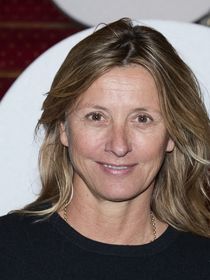Sarah Poniatowski : L'ex de Marc Lavoine, et mère de ses enfants Yasmine, Roman et Milo, parle de ses origines aristocratiques