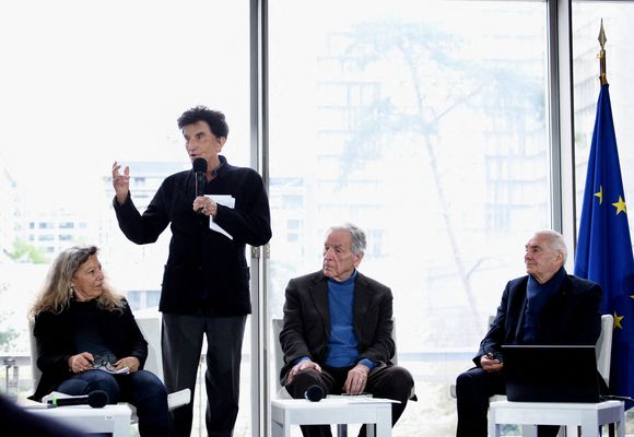 La ministre française de la Culture Rachida Dati, Jack Lang, Gilles Pecout, Dominique Perrault et Costa Gavras assistent aux célébrations du 30e anniversaire du site François Mitterrand de la bibliothèque nationale de France (BnF) à Paris, France, le 30 mars 2025 Photo par Alain Apaydin/ABACAPRESS.COM
