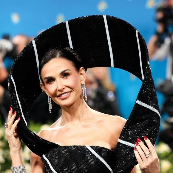 Demi Moore lors du Met Gala à New-York. ©Backgrid USA / BESTIMAGE
