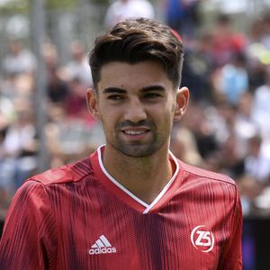 Enzo Zidane est le fils aîné de Zinédine Zidane

Enzo Zidane lors de la grande finale de la Z5 Cup à Aix-en-Provence, France. © Norbert Scanella/Panoramic/Bestimage