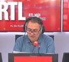Le journaliste a débuté sa carrière en tant que stagiaire pour la radio.

Philippe Robuchon quitte l'antenne de RTL après 39 ans de bons et loyaux services.