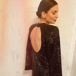 Lucie Bernardoni en coulisses d'un prime de la "Star Academy"