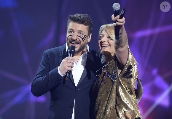 Hyphen Hyphen - Victoires révélation scène et Bruno Guillon - Cérémonie des 31 èmes Victoires de la Musique au Zénith de Paris le 12 février 2016
© Guirec Coadic / Bestimage