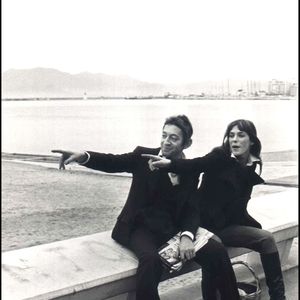 Archives - Serge Gainsbourg et Jane Birkin sur la Croisette de Cannes en 1969. (DANIEL ANGELI / BESTIMAGE).