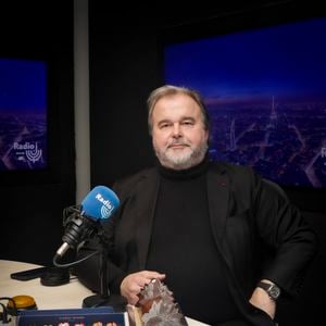 Exclusif - Pierre Hermé - Enregistrement de l'émission "15h-16h Annabelle Show" sur Radio J à Paris, présentée par A.Nakache et diffusée en direct le 9 décembre
© Jack Tribeca / Bestimage