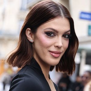 Iris Mittenaere arrive au défilé Stéphane Rolland à la Salle Pleyel, "Collection Haute Couture Printemps/Eté 2025" lors de la Fashion Week de Paris (PFW), le 28 janvier 2025. 

Photo : Denis Guignebourg / Bestimage