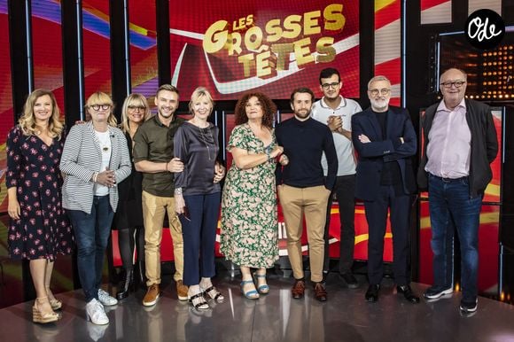 Il a confié regretter de ne plus pouvoir entendre la voix de ses parents.

Valerie Trierweiler, Christine Bravo, Caroline Diament, Jeanfi Janssens, Chantal Ladesou, Valerie Mairesse, Pablo Mira, Paul El Karhat, Laurent Ruquier, Bernard Mabille - Enregistrement de l'émission "Les Grosses Têtes Prime", présentée par L.Ruquier et diffusée le 2 octobre à 21h05 sur France 2. 

© Jack Tribeca / Bestimage