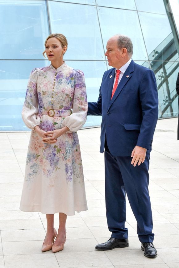 Le Prince Albert II de Monaco, la princesse Charlene de Monaco et la princesse Akiko de Mikasa du Japon, ont célébré les 20 ans de relations diplomatiques entre le Japon et Monaco, sur le parvis du Grimaldi Forum, près du jardin japonais. © Bruno Bebert/Bestimage