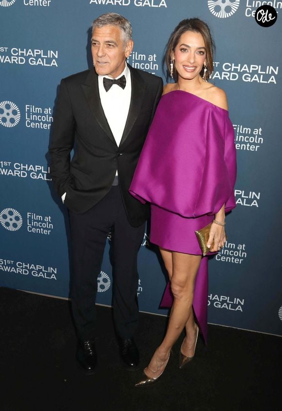Le 4 juin dernier, l'acteur a créé la surprise en participant à une soirée caritative organisée à Châteauneuf-le-Rouge, village de 2300 habitants.

L'acteur George Clooney et son épouse, l'avocate libano-britannique spécialisée dans les droits de l'homme Amal Clooney, lors de l'arrivée sur le tapis rouge du 51e gala annuel des Chaplin Awards en l'honneur de George Clooney, qui s'est tenu à l'Alice Tully Hall du Lincoln Center.

© Nancy Kaszerman/ZUMA Press Wire / Bestimage