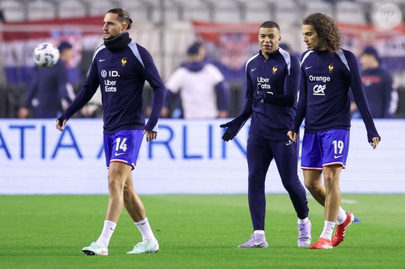 SPLIT, CROATIE - 20 MARS : Adrien Rabiot, Kylian Mbappe et Matteo Guendouzi de la France sur le terrain avant le match de quart de finale de l'UEFA Nations League entre la Croatie et la France au Stadion Poljud le 20 mars 2025 à Split, Croatie. Photo : Igor Kralj/PIXSELL