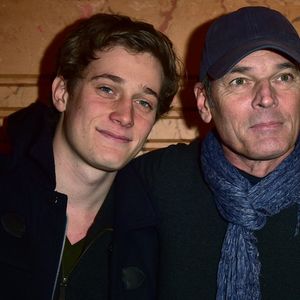 Il va jouer un personnage prénommé Romain 
Laurent Baffie et son fils Benjamin Baffie pour la pièce "Toc toc" - Soirée de présentation de l'événement théâtral du début de l'année 2016 au théâtre Le Palace à Paris, le 30 novembre 2015. © Giancarlo Gorassini/Bestimage