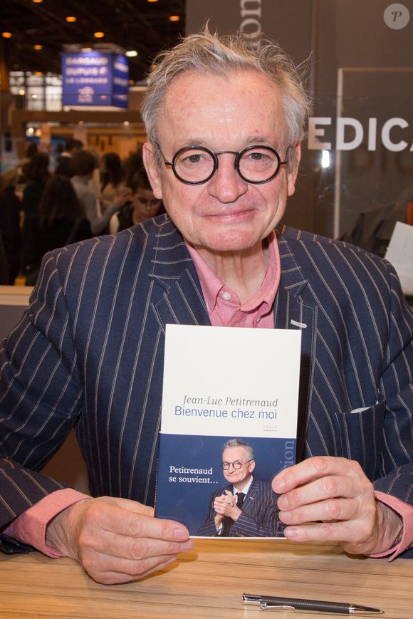 Jean-Luc Petitrenaud, au salon du livre Photo by Nasser Berzane/ABACAPRESS.COM