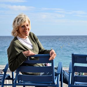 Chantal Ladesou -  Photocall dans le cadre de la 7e édition du festival Cineroman à Nice le 4 Octobre 2025 . © Bebert-Jacovides/Bestimage