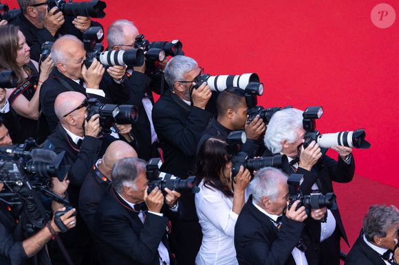 Illustration photographe - Montée des marches de la cérémonie de clôture du 78ème Festival International du Film de Cannes, au Palais des Festivals à Cannes. © Olivier Borde/ Bestimage