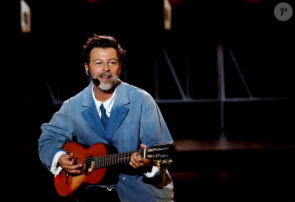 Exclusif - Christophe Maé lors surprises lors de l'enregistrement de l'émission "La chanson secrète N°14", présentée par N.Aliagas et diffusée le 26 décembre sur TF1, consacrée à Helena à Paris le 10 Décembre 2025