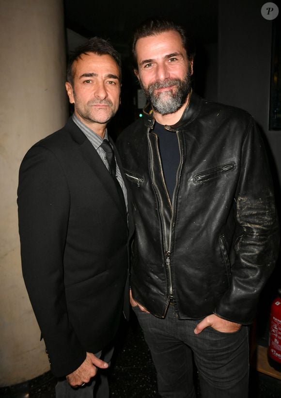 Mikaël Fitoussi et son frère Grégory Fitoussi lors de l'avant-première du film "Jours sauvages" au cinéma Max Linder à Paris. © Veeren / Bestimage
