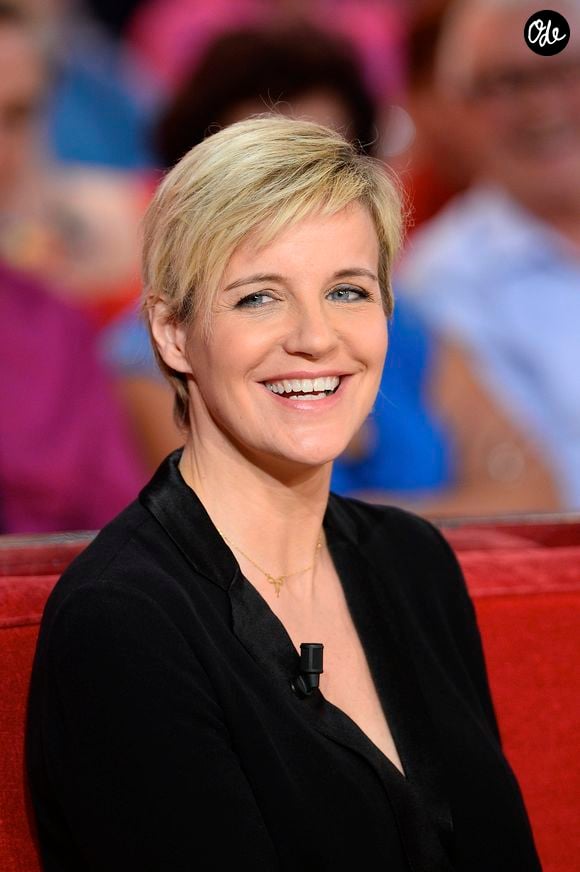 Céline Géraud - Enregistrement de l'émission "Vivement Dimanche" à Paris le 04 novembre 2015 Coadic Guirec / Bestimage | 00279618
