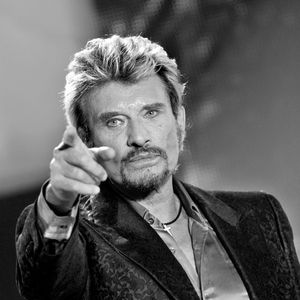 Portrait de Johnny Hallyday sur le plateau d'une émission "Spécial Johnny Hallyday" sur M6. Le 17 novembre 2003. © CEDRIC PERRIN / BESTIMAGE
