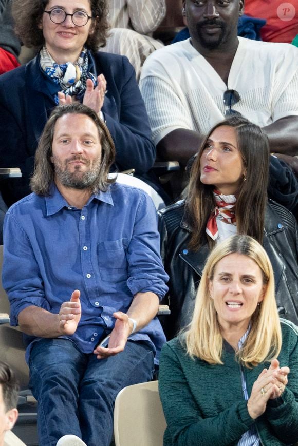 Joyce Jonathan et son ex-compagnon Martial Paoli dans les tribunes (night session) lors des Internationaux de France de Tennis de Roland Garros 2025, le 3 juin 2025 à Paris. © Dominique Jacovides / Bestimage