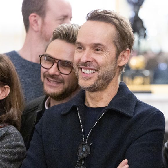 Damien Thévenot et Jean-Philippe Janssens tandis que Rachida Dati remet à Chantal Ladesou les insignes de Chevalier de la Légion d'Honneur au ministère de la Culture à Paris le 2 février 2026.

© Cyril Moreau / Bestimage