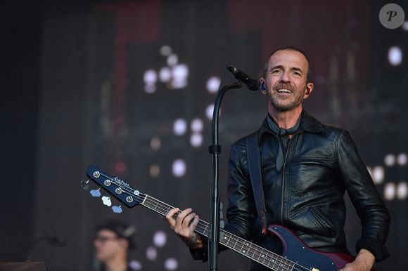 Calogero se produit lors de la Fête de l'Humanité au Plessis-Pâté / Bretigny-sur-Orge, France, le 15 septembre 2024. Photo par Christophe Meng / ABACAPRESS.COM