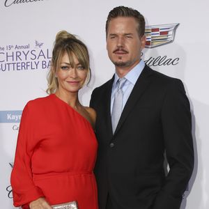 Rebecca Gayheart avec son mari Eric Dane arrivent au 15ème "Chrysalis Butterfly Ball" à Brentwood, Los Angeles. Photo par Bestimage