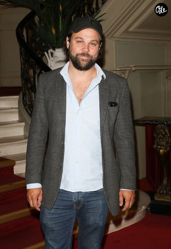 Arthur Jugnot - Générale de la pièce "Un léger doute" au théâtre de la Renaissance à Paris le 29 septembre 2023.

© Coadic Guirec / Bestimage