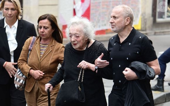 Jacqueline Gainsbourg (soeur de Serge Gainsbourg) - Arrivées des célébrités aux obsèques de Jane Birkin en l'église Saint-Roch à Paris. Le 24 juillet 2023 © Jacovides-KD Niko / Bestimage