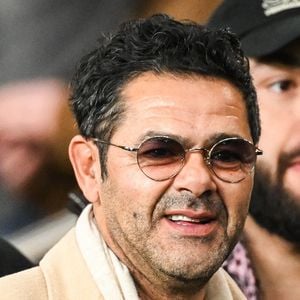 Jamel Debbouze lors du match de Ligue 1 opposant le Paris Saint-Germain (PSG) à l’Olympique de Marseille (OM), au Parc des Princes, le 8 février 2026 à Paris. (Crédit photo : © Matthieu Mirville/ZUMA Press Wire / Bestimage)