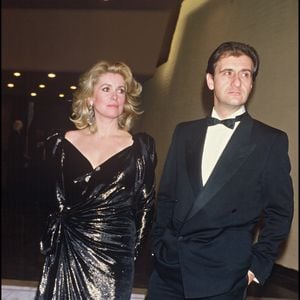 "Nous avons passé neuf ans ensemble, c’est une vie", confiait Pierre Lescure, qui reste en contact quotidien avec son ancienne compagne.

Archives - Catherine Deneuve et Pierre Lescure lors d'une soirée pour la sortie du film "Subway" en 1985 @AGENCE / BESTIMAGE