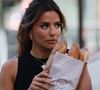 Eva Longoria explore la France dans la mini-série documentaire Searching for France, diffusée sur CNN depuis quelques jours.

L'actrice et réalisatrice Eva Longoria a été aperçue en tournage ce matin pour la série CNN "Searching for France" à La Parisienne, la célèbre boulangerie parisienne connue pour fournir les baguettes du palais présidentiel français. 

© Julien Sarkissian / Bestimage