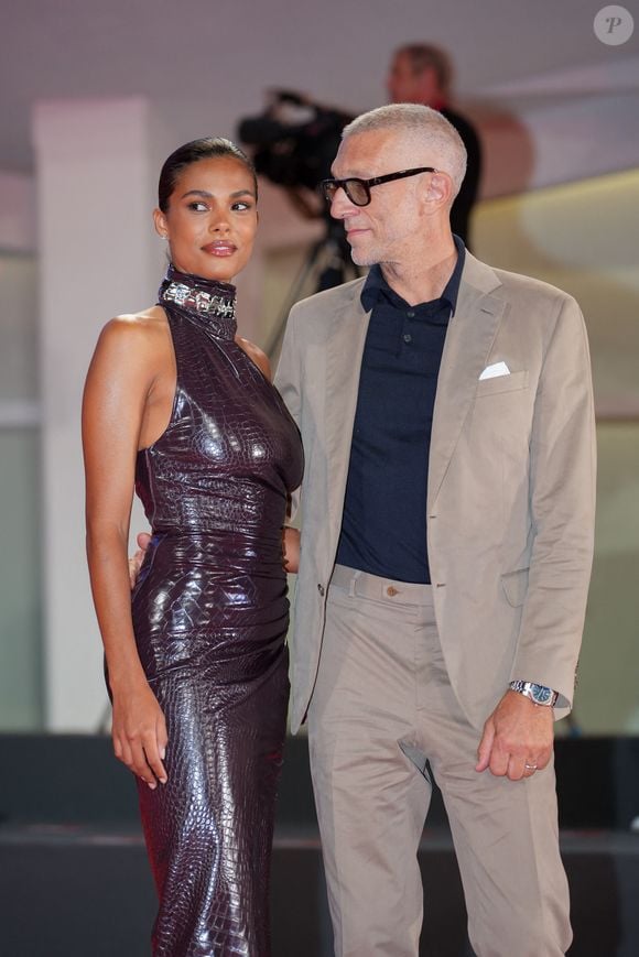 Tina Kunakey et son mari Vincent Cassel à la projection du film "Athena" lors de la 79ème édition du festival international du film de Venise (La Mostra), Italie, le 2 septembre 2022. © MPP/Bestimage