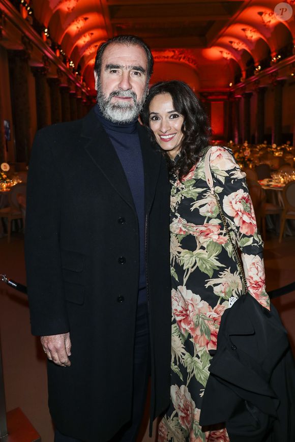Eric Cantona et sa femme Rachida Brakni lors de la soirée de gala de la 18ème édition du "Dîner de la mode du Sidaction" au Pavillon Cambon Capucines - Potel et Chabot à Paris, France, le 23 janvier 2020. © Olivier Borde/Bestimage