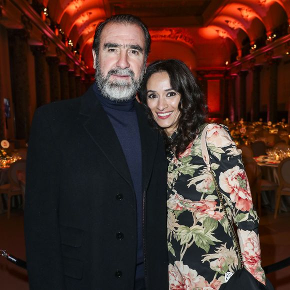 Eric Cantona et sa femme Rachida Brakni lors de la soirée de gala de la 18ème édition du "Dîner de la mode du Sidaction" au Pavillon Cambon Capucines - Potel et Chabot à Paris, France, le 23 janvier 2020. © Olivier Borde/Bestimage