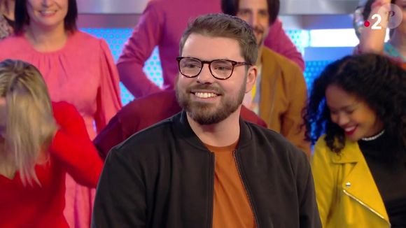 Des anciens amoureux se retrouvent sur le plateau de "N'oubliez pas les paroles", émission du 20 mars 2025, sur France 2